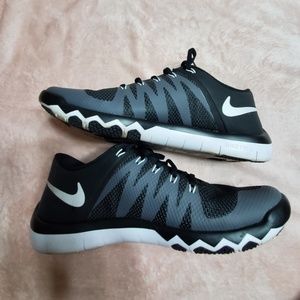 Nike Shoes - Nike men's flywire Nike Shoes - Nike men's flywire